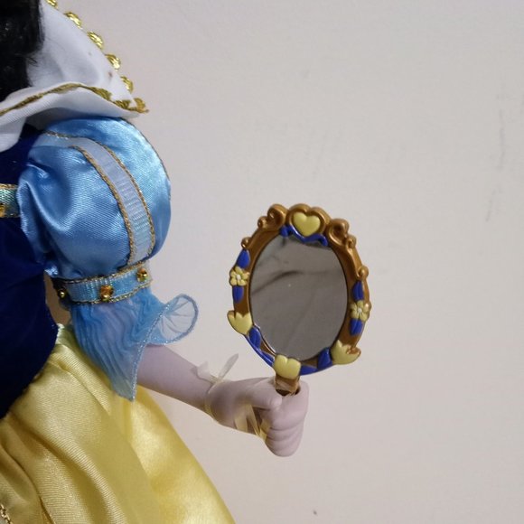 Snow White Porcelain Doll - Picture 2 of 6